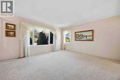 913 WEDGEWOOD AVENUE | Sarnia Ontario | Slide Image Seven