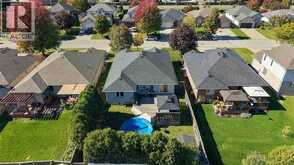 612 GRAYCLIFF DRIVE | Sarnia Ontario | Slide Image Thirty-two