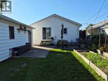 644 OXFORD STREET | Sarnia Ontario | Slide Image Twenty-two