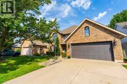 2718 SANDFIELD CRESCENT | Sarnia Ontario | Slide Image Two