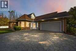 27 MICHAEL SNOW COURT | Sarnia Ontario | Slide Image Two
