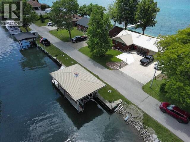 3957 SEAWAY ROAD St. Clair Ontario, N0P 2B0 - 3 Bedrooms Waterfront Home For sale