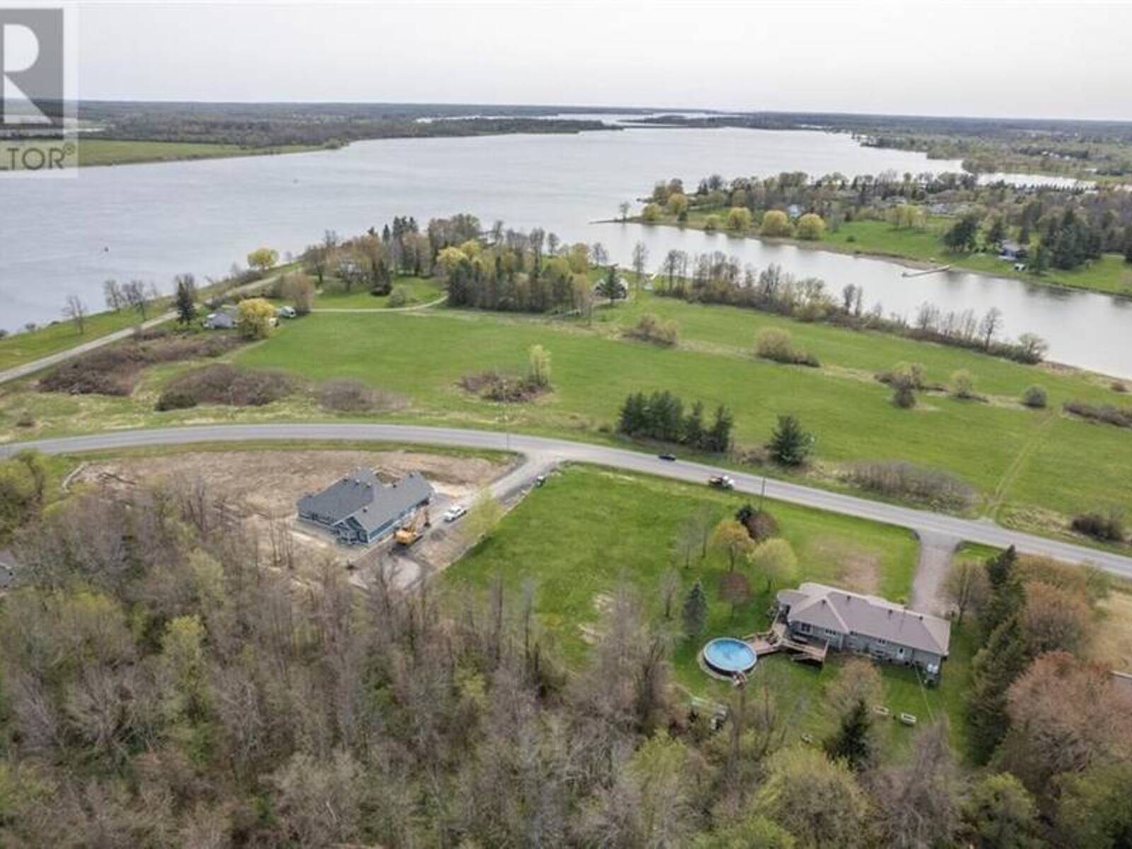 LOT LAKESHORE DRIVE, Iroquois, Ontario K0E 1K0