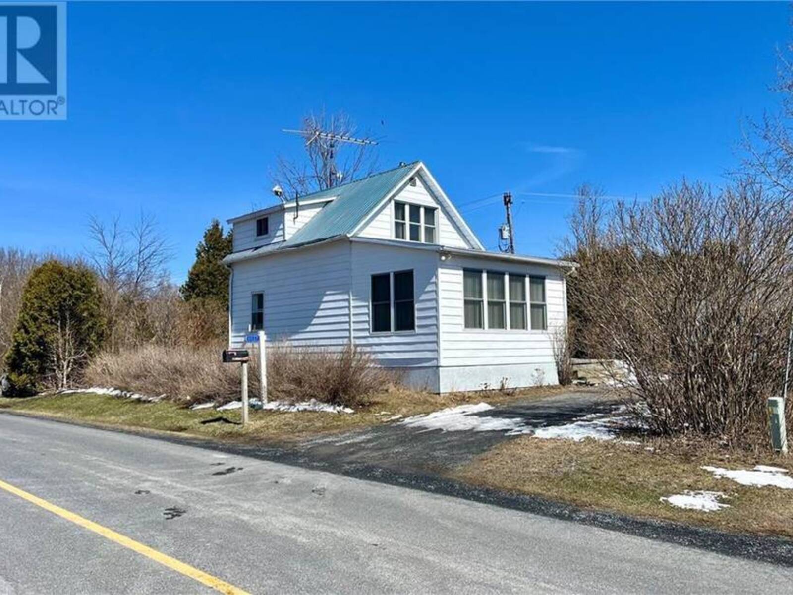 6027 3RD LINE ROAD, Bainsville, Ontario K0C 1A0