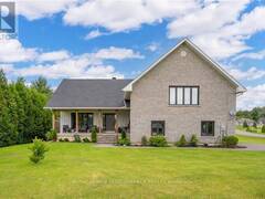 18274 SAMUEL DRIVE South Glengarry Mills Ontario, K6H 7J1