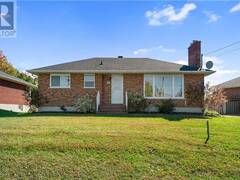 1118 EDYTHE AVENUE Cornwall Ontario, K6J 1N9