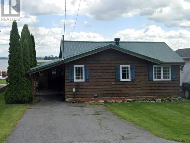 18992 COUNTY 2 ROAD Summerstown Ontario, K6H 5R5