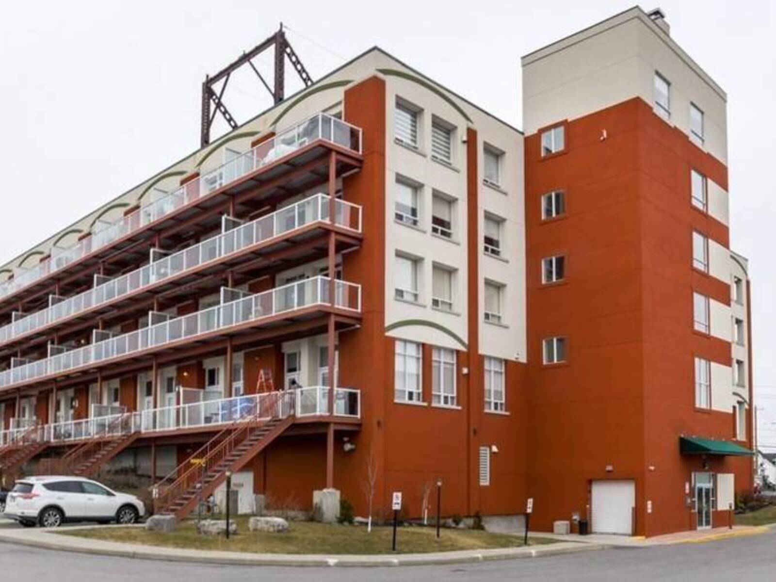 710 COTTON MILL STREET UNIT#310, Cornwall, Ontario K6H 7L3