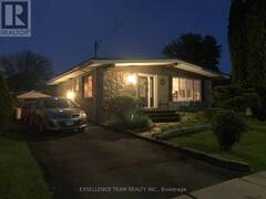 717 SANDFIELD CRESCENT Cornwall Ontario, K6H 5C4