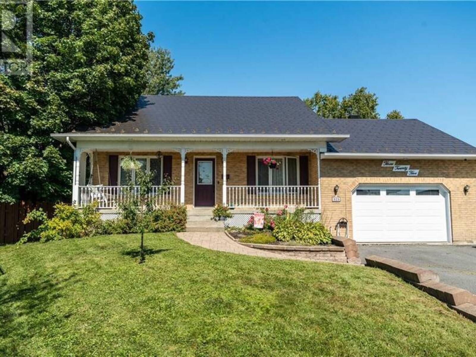 325 IVAN CRESCENT, Cornwall, Ontario K6H 7C6