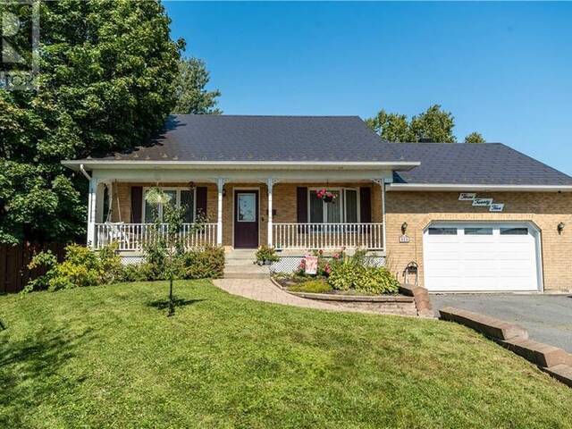 325 IVAN CRESCENT Cornwall Ontario, K6H 7C6