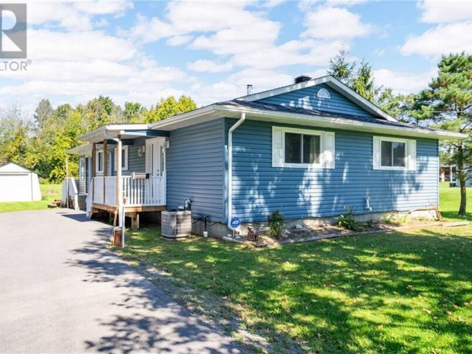 14305 ANDERSON ROAD, Ingleside, Ontario K0C 1M0