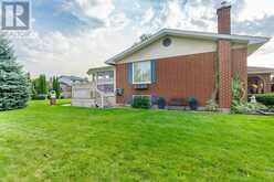 1940 BELVEDERE CRESCENT | Cornwall Ontario | Slide Image Three