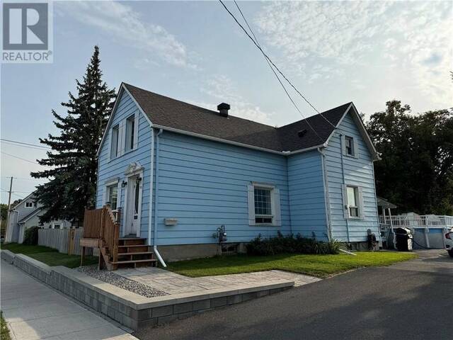 712 SYDNEY STREET Cornwall Ontario, K6H 3J6