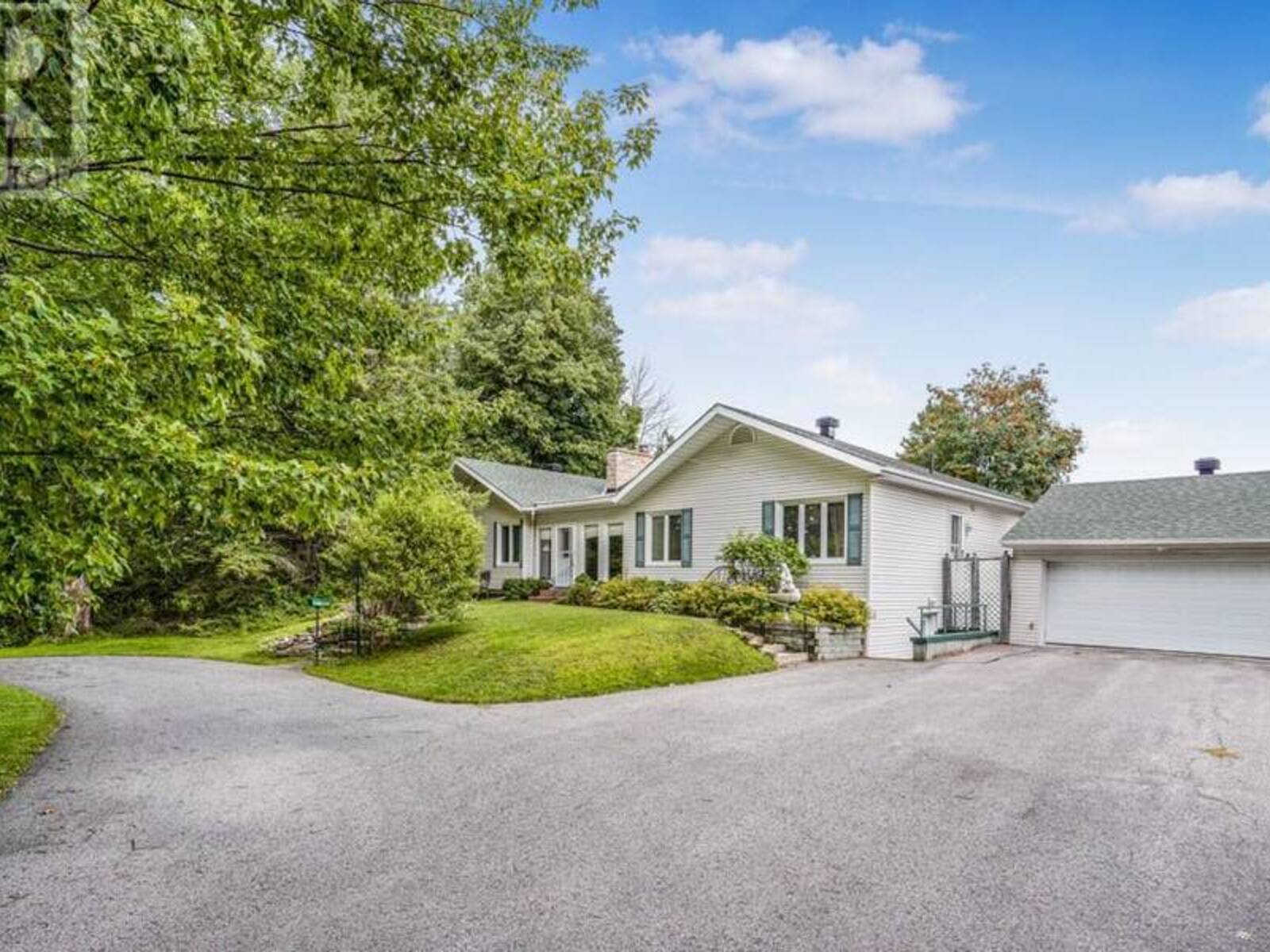 5765 HIGHWAY 34 HIGHWAY, Vankleek Hill, Ontario K0B 1R0