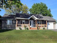 6 ORCHARD WAY Morrisburg Ontario, K0C 1X0