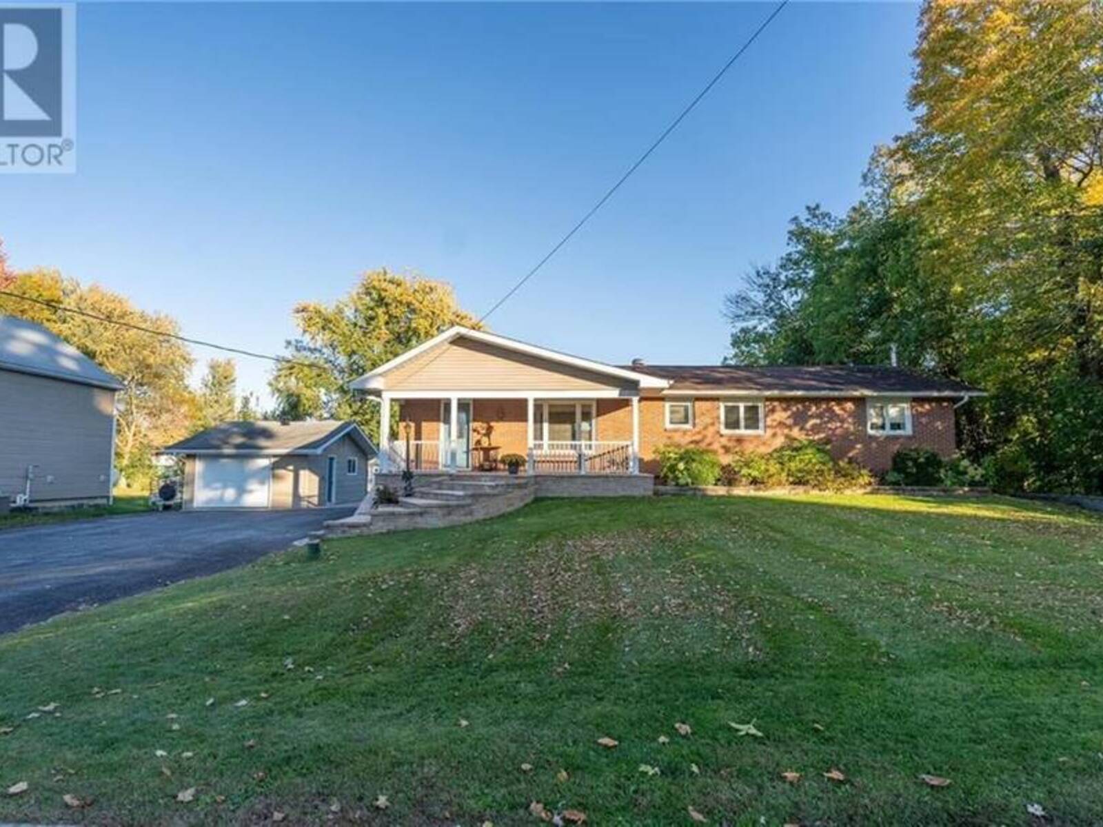 19662 COUNTY ROAD 19 ROAD, Williamstown, Ontario K0C 2J0