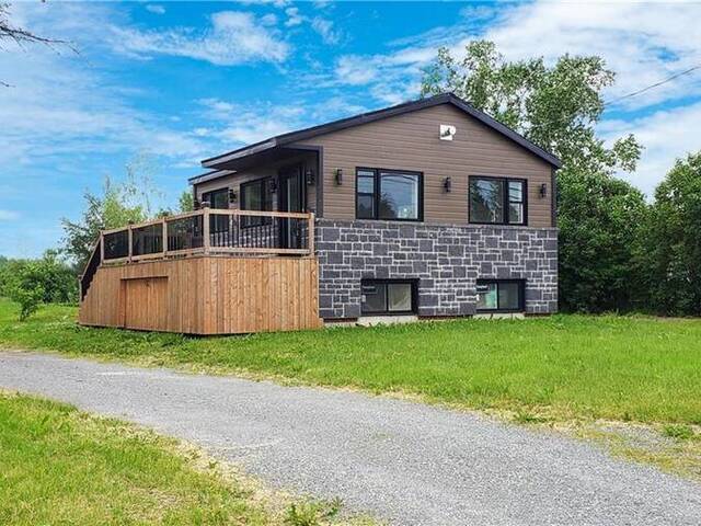 3646 FRONT ROAD E Hawkesbury Ontario, K6A 2T4