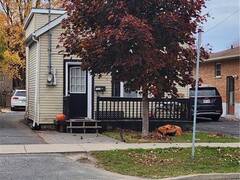 1224 1/2 CUMBERLAND STREET Cornwall Ontario, K6J 4K5