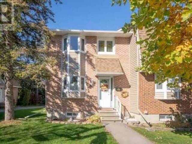 1712 LAMOUREUX DRIVE UNIT#A Orleans Ontario, K1E 2N2