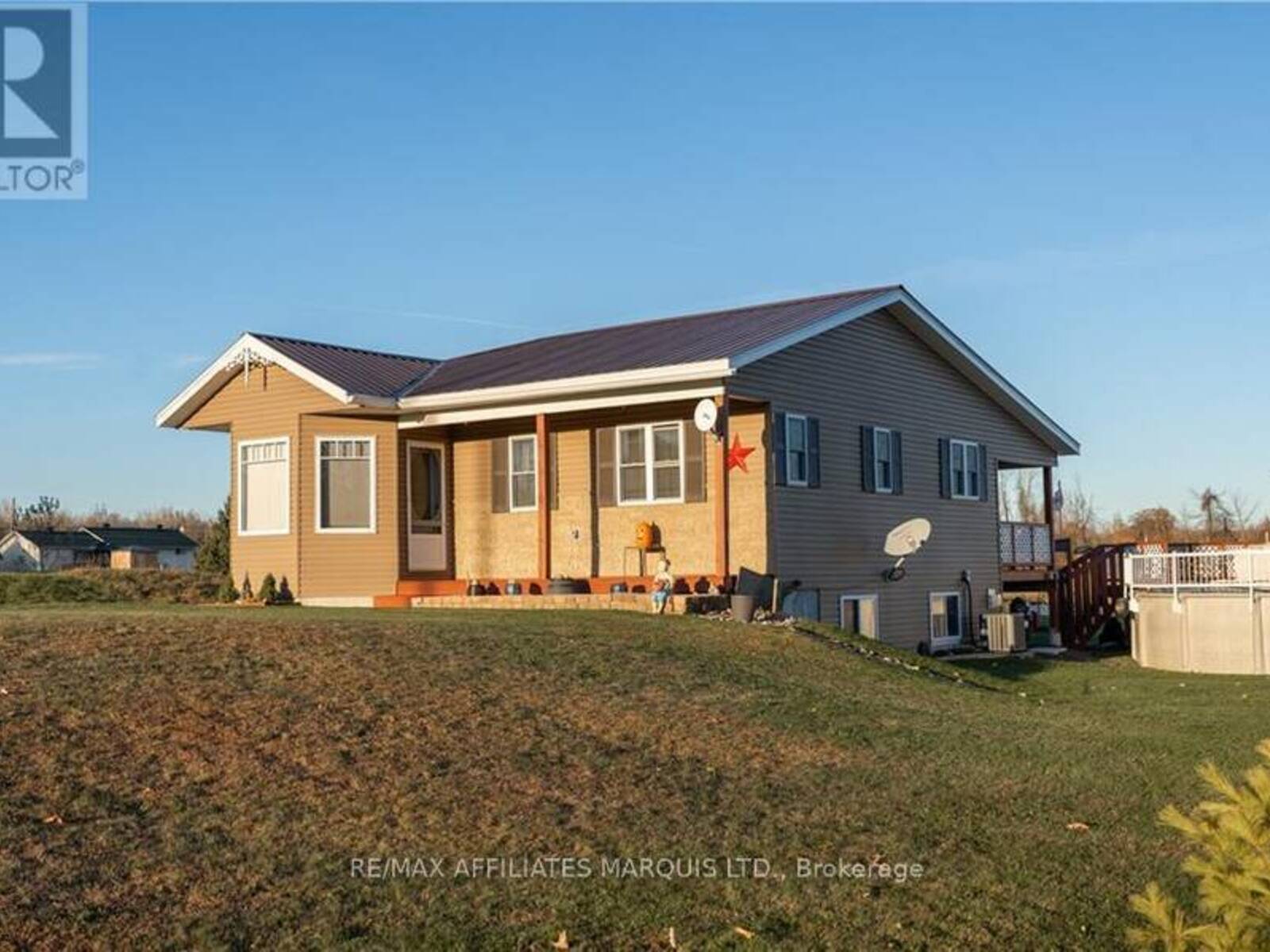 4753 COUNTY ROAD 15 ROAD, South Stormont, Ontario K0C 1R0