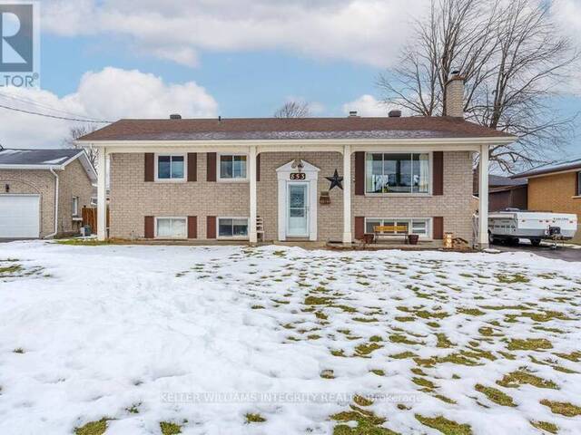 853 HALDIMAND CRESCENT N Cornwall Ontario, K6H 5C9