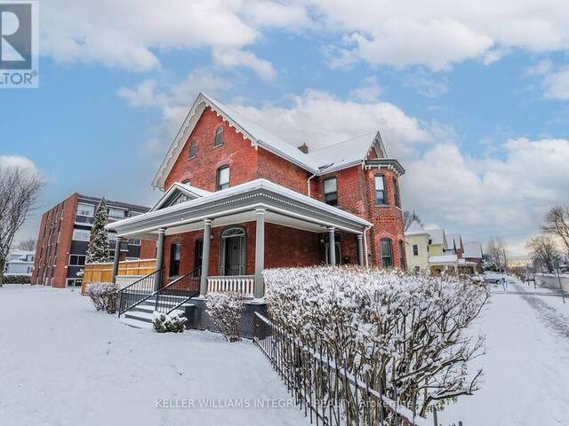 345 SYDNEY STREET Cornwall Ontario, K6H 3H5 - 6 Bedrooms Home For Sale