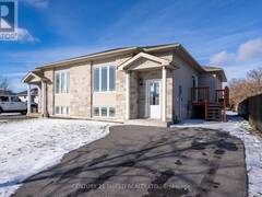 108 FORESTDALE CRESCENT Cornwall Ontario, K6K 0A5