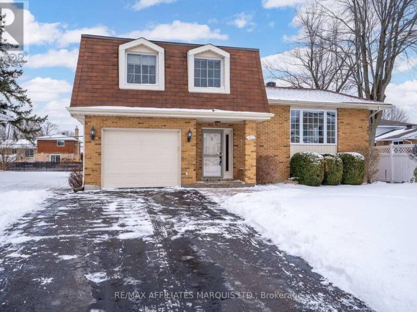 57 MONACO CRESCENT, Cornwall, Ontario K6H 5Z1