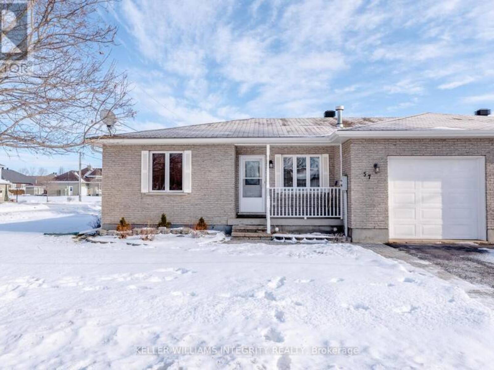 57 SANDFIELD AVENUE N, Alexandria, Ontario K0C 1A0