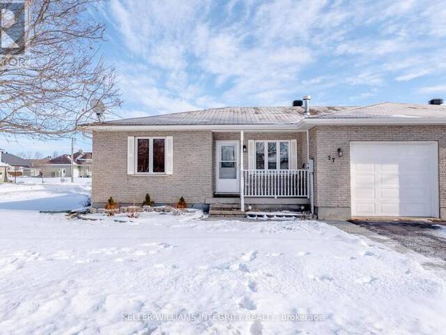 57 SANDFIELD AVENUE N Alexandria Ontario, K0C 1A0