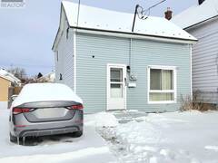 63 PINE STREET Cornwall Ontario, K6J 1B6