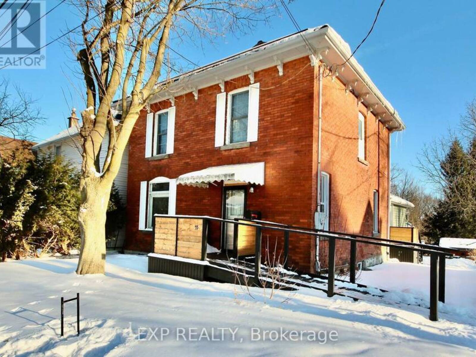 55 HUBBELL STREET, Brockville, Ontario K6V 4K4