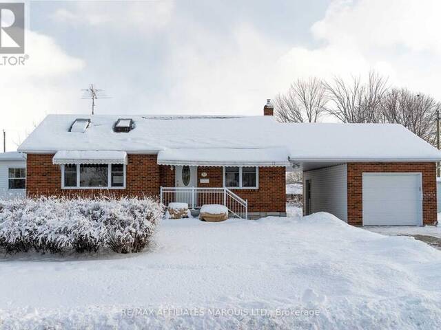 38 BETHUNE AVENUE Long Sault Ontario, K0C 1P0 - 4 Bedrooms Home For Sale