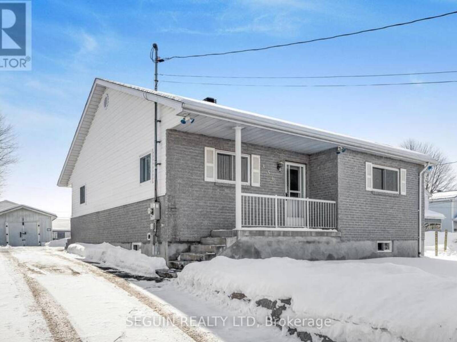 356 REGENT STREET, Hawkesbury, Ontario K6A 1E9