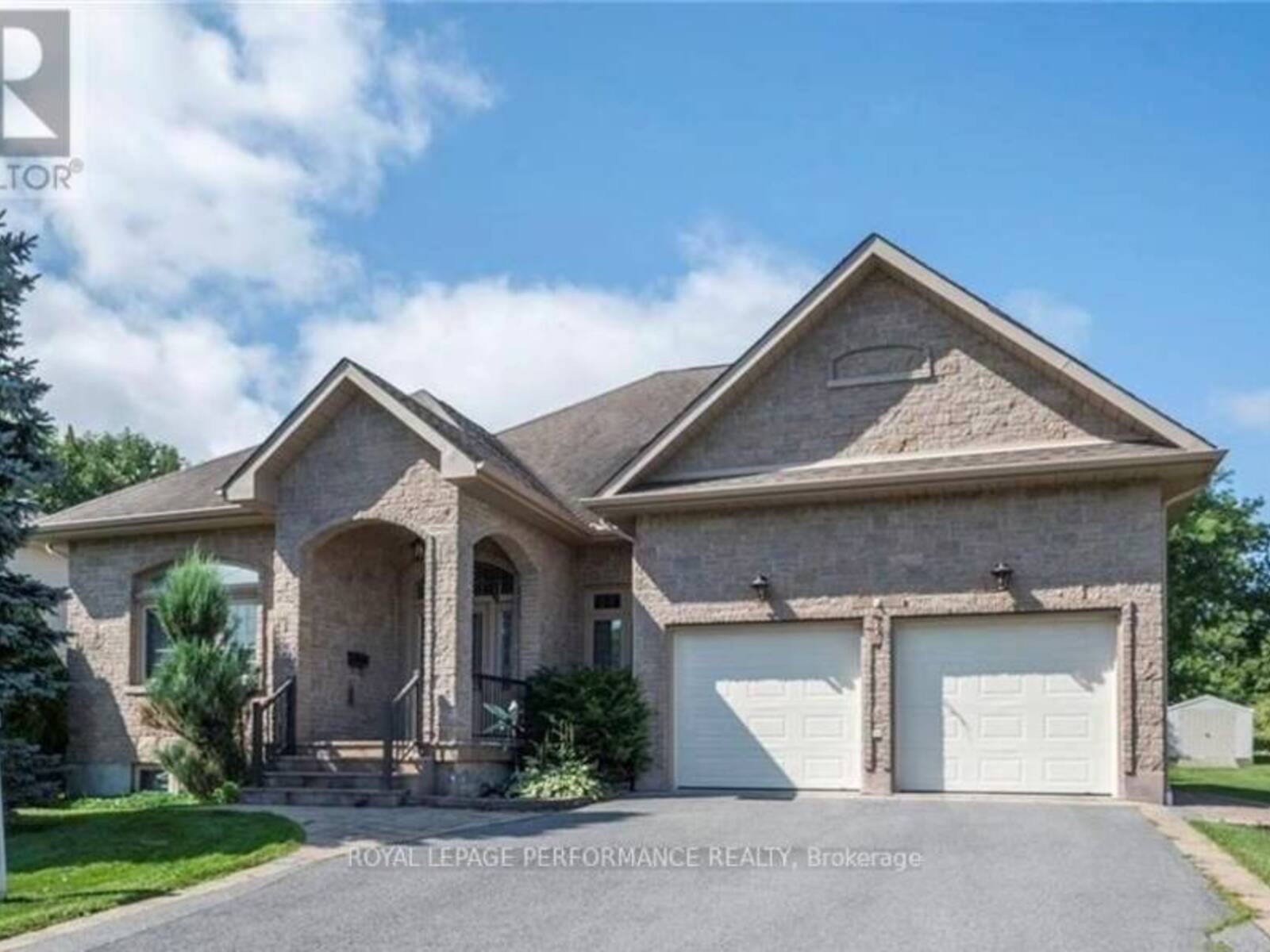6802 RIVERVIEW DRIVE, Cornwall, Ontario K6H 7M1