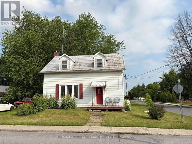 37 MAIN STREET South Stormont Ontario, K0C 1Y0 - 3 Bedrooms Home For Sale
