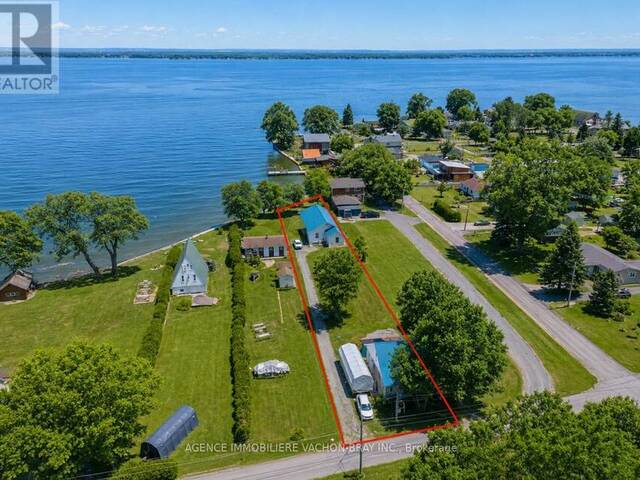 6240 167TH AVENUE South Glengarry Ontario, K0C 1E0 - 3 Bedrooms Waterfront Home For sale