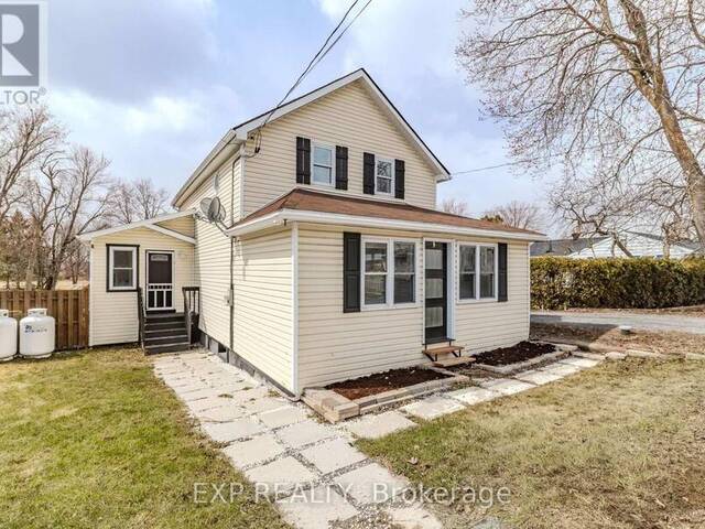 4872 COUNTY RD 20 ROAD South Stormont Ontario, K0C 1S0 - 3 Bedrooms Waterfront Home For sale