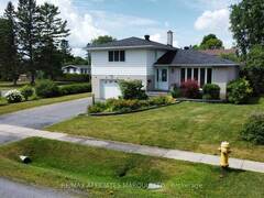11 AULT DRIVE South Stormont Ontario, K0C 1M0