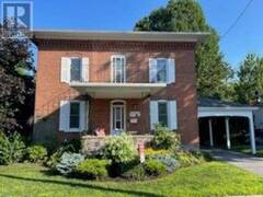 11 PETER STREET North Glengarry Ontario, K0C 1T0