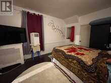 402 PITT STREET | Cornwall Ontario | Slide Image Fourteen