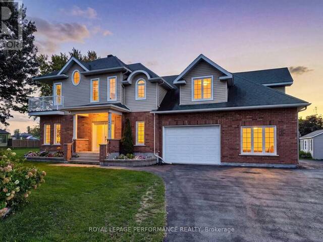 6218 SHANNON LANE South Glengarry Ontario, K0C 1E0 - 3 Bedrooms Waterfront Home For sale