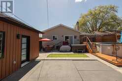 420 BEACH AVENUE | Cornwall Ontario | Slide Image Ten