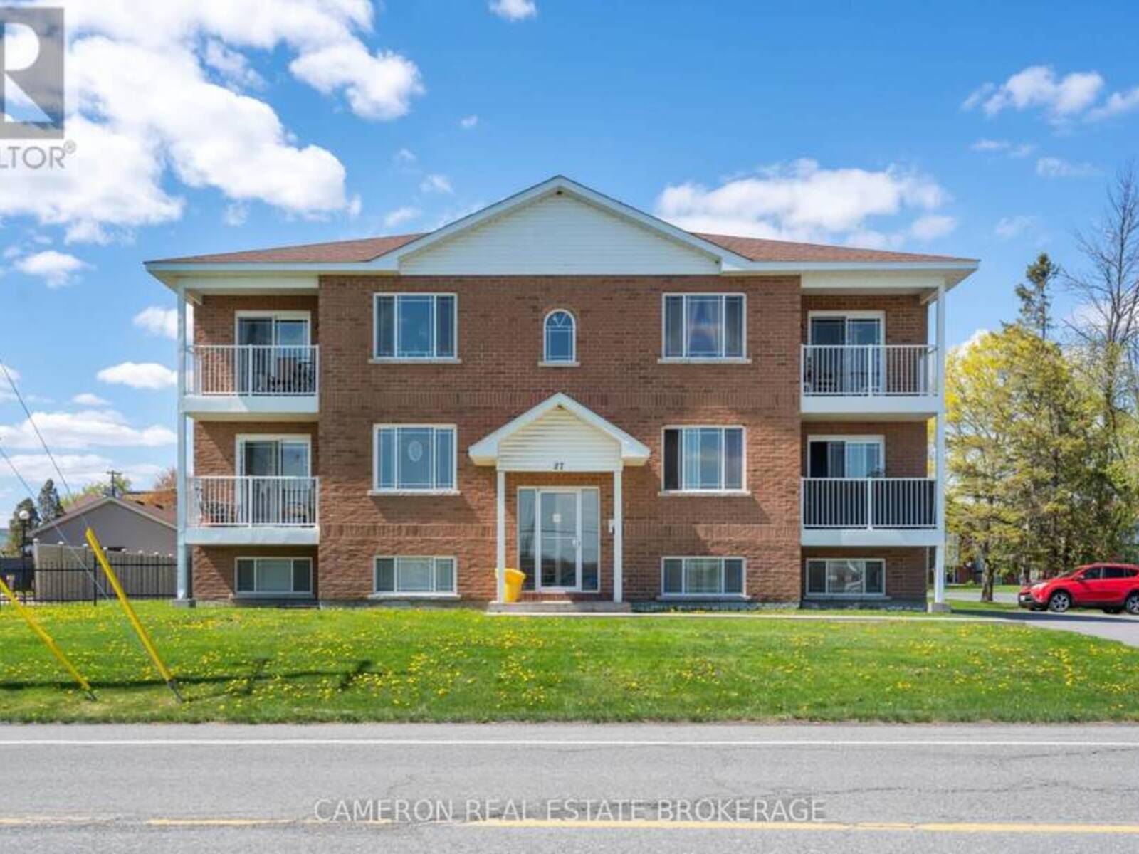 27 LONG SAULT DRIVE, Long Sault, Ontario K0C 1P0