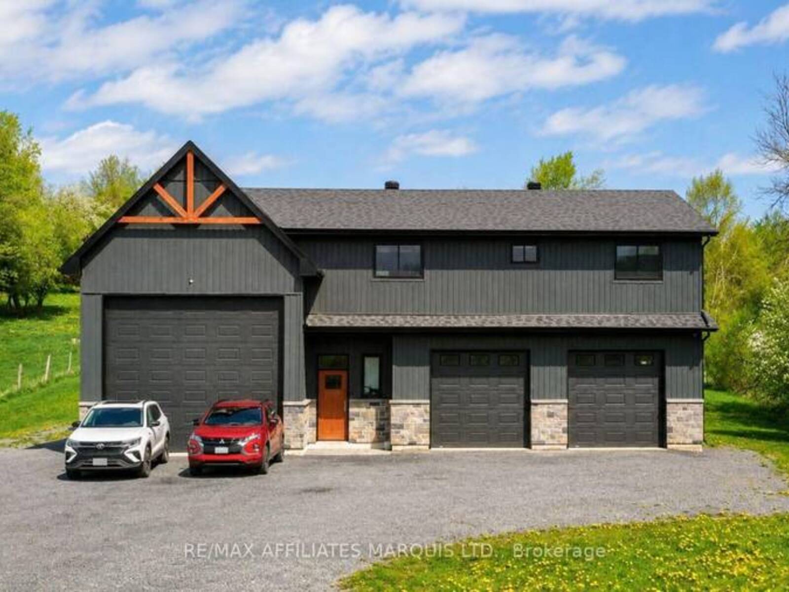 18779 PARAGON ROAD, Cornwall, Ontario K6H 5R5