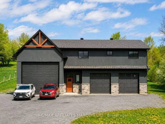 18779 PARAGON ROAD Cornwall Ontario, K6H 5R5 - 2 Bedrooms Home For Sale