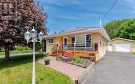 3301 ROSS AVENUE | Cornwall Ontario | Slide Image Two