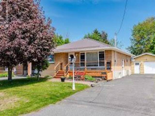 3301 ROSS AVENUE Cornwall Ontario, K6K 1G3 - 3 Bedrooms Home For Sale
