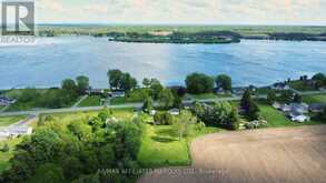 11481 LAKESHORE DRIVE | Iroquois Ontario | Slide Image Two
